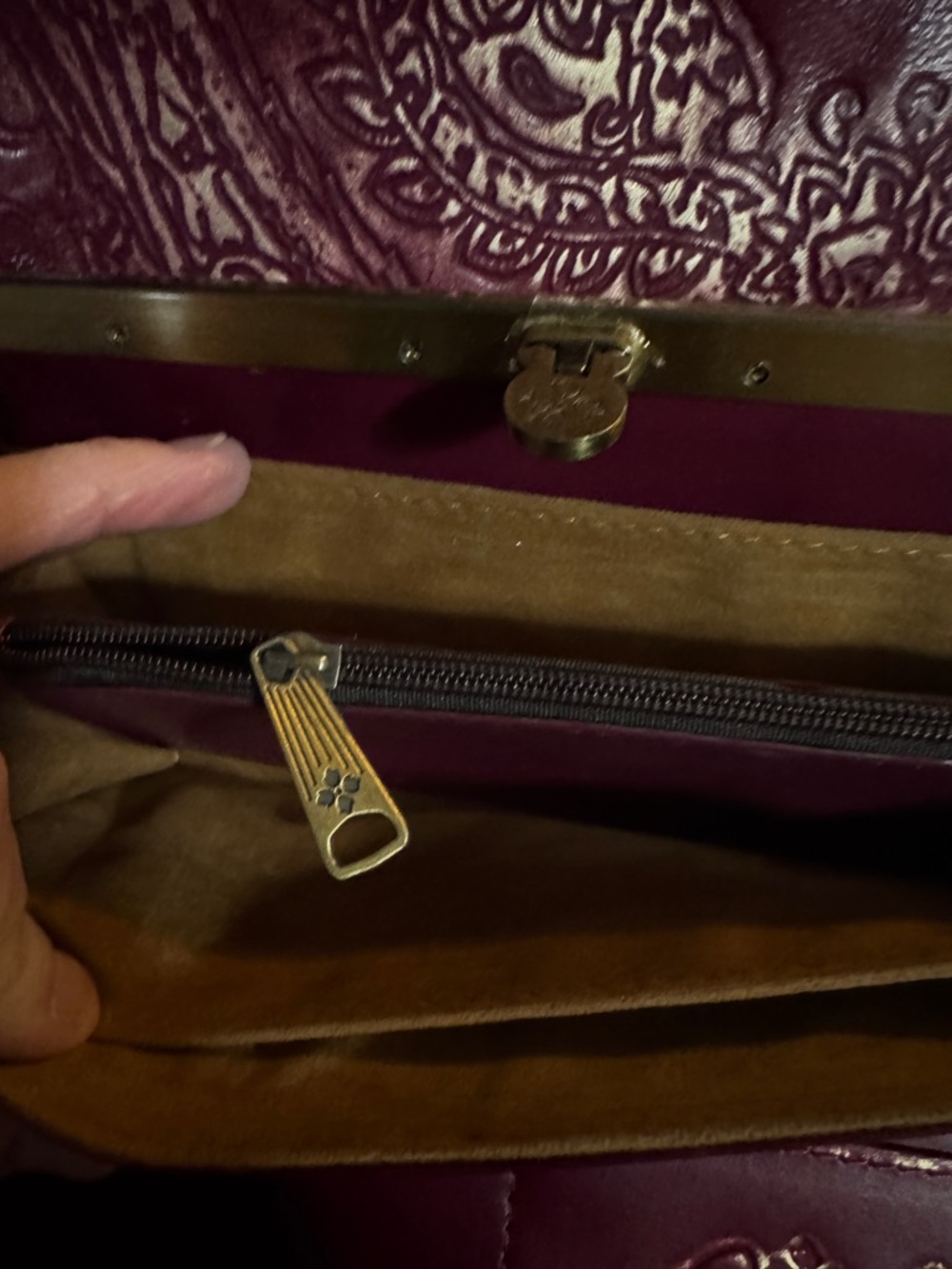 Women's Embossed Paisley Top-Handle Bag in Deep Burgundy. Patricia Nash - Picture 10 of 11